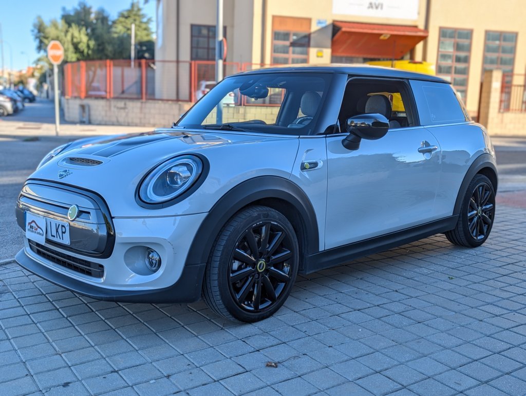 MID Car coches ocasión Madrid MINI COOPER SE 184 CV AUTOMÁTICO  100% ELÉCTRICO  ETIQUETA 0  NACIONAL