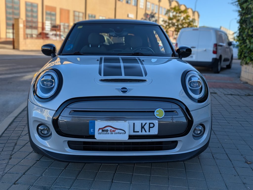 MID Car coches ocasión Madrid MINI COOPER SE 184 CV AUTOMÁTICO  100% ELÉCTRICO  ETIQUETA 0  NACIONAL