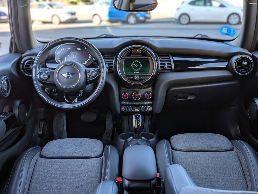 MID Car coches ocasión Madrid MINI COOPER SE 184 CV AUTOMÁTICO  100% ELÉCTRICO  ETIQUETA 0  NACIONAL
