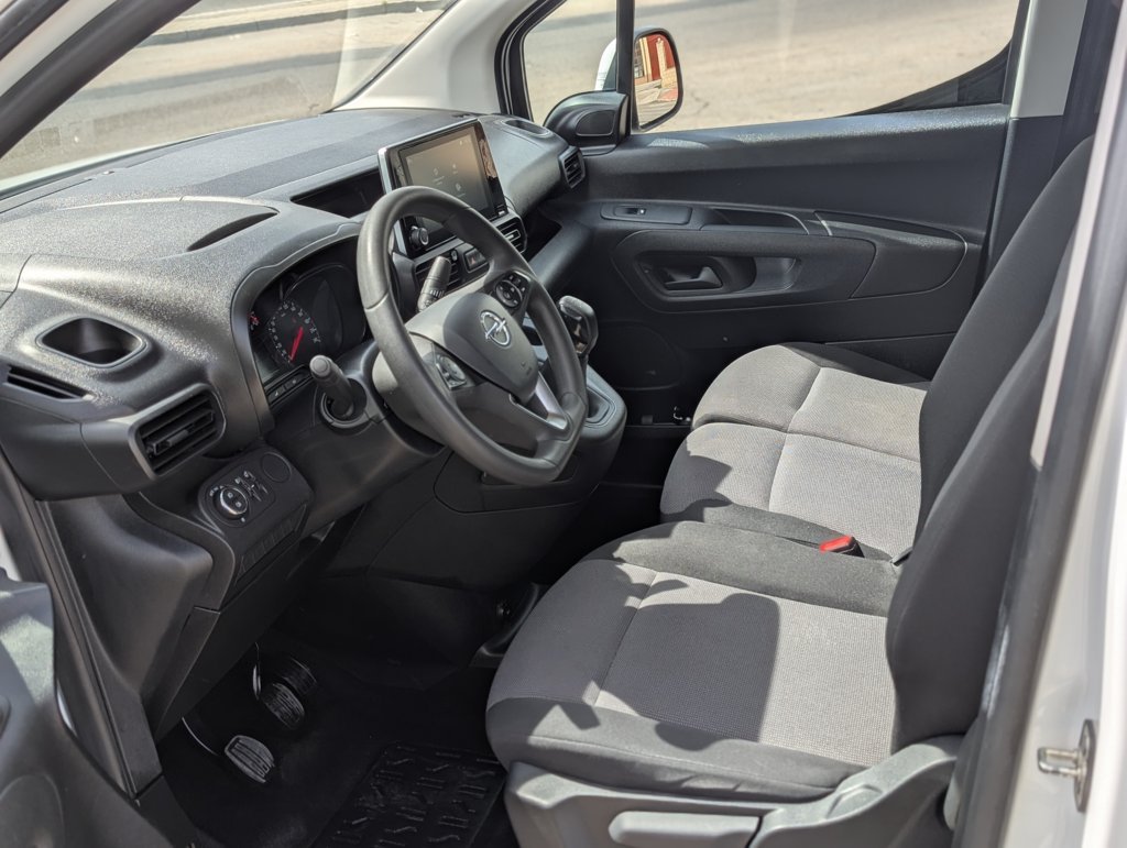 MIDCar coches ocasión Madrid Opel Combo 1.5Td SS Select 100Cv 3 Plazas Etiqueta C IVA y Garantía Incl