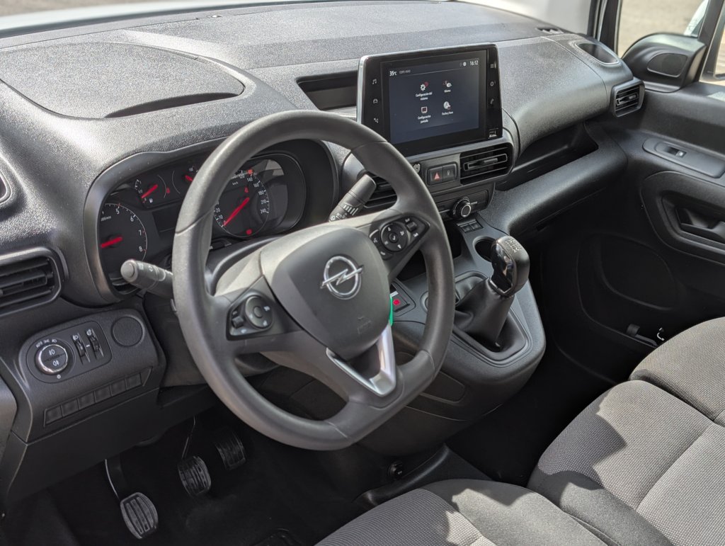 MIDCar coches ocasión Madrid Opel Combo 1.5Td SS Select 100Cv 3 Plazas Etiqueta C IVA y Garantía Incl