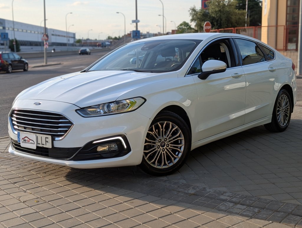 MIDCar coches ocasión Madrid Ford Mondeo 2.0Tdci Titanium 150 Cv Etiqueta medioambiental C Nacional IVA y Garantía Incl