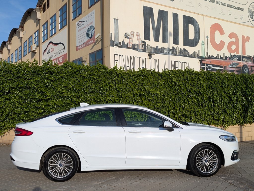 MIDCar coches ocasión Madrid Ford Mondeo 2.0Tdci Titanium 150 Cv Etiqueta medioambiental C Nacional IVA y Garantía Incl