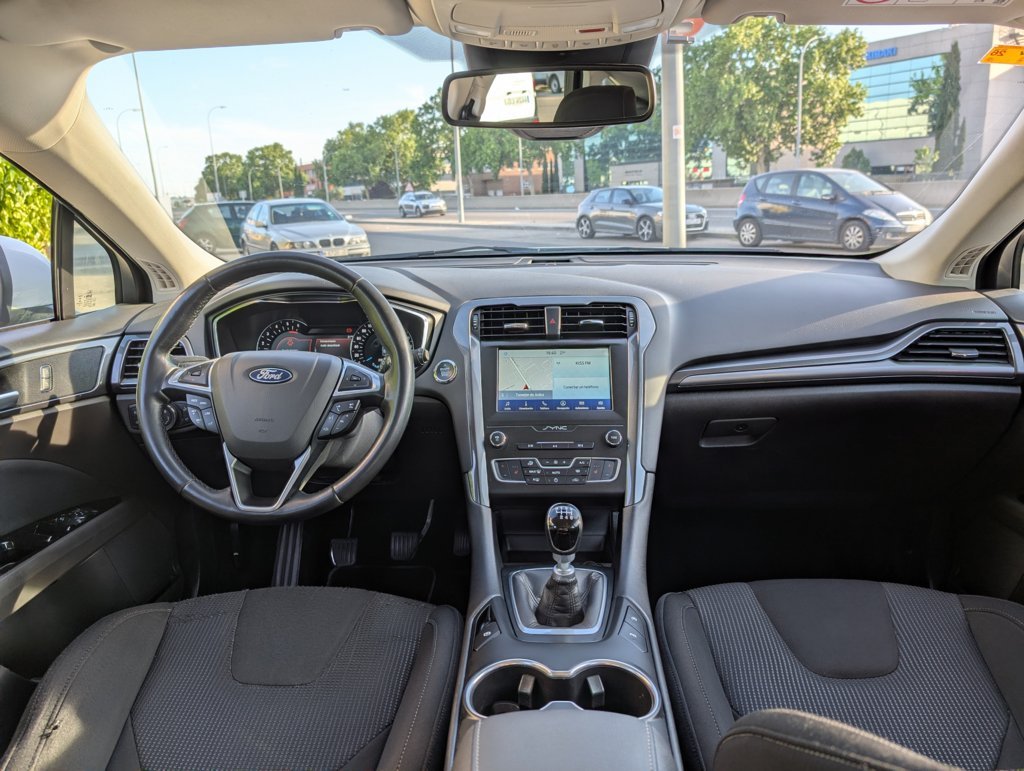 MIDCar coches ocasión Madrid Ford Mondeo 2.0Tdci Titanium 150 Cv Etiqueta medioambiental C Nacional IVA y Garantía Incl
