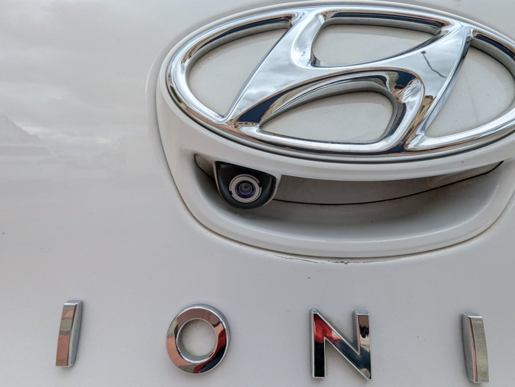 MIDCar coches ocasión Madrid HYUNDAI  iONIQ 1.6 GDI HEV Tecno DCT Hybrid Etiqueta ECO Nacional 1Dueño
