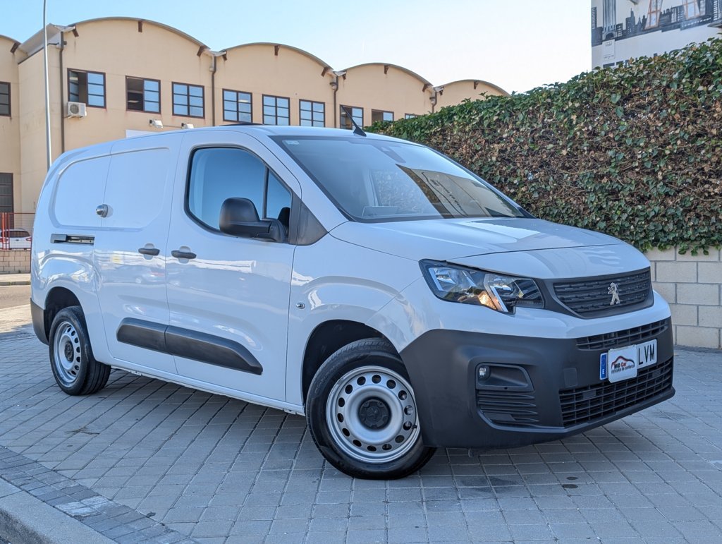 MIDCar coches ocasión Madrid Peugeot Partner L2 1.5BlueHdi Premium Long IVA y Garantía Inc Nacional