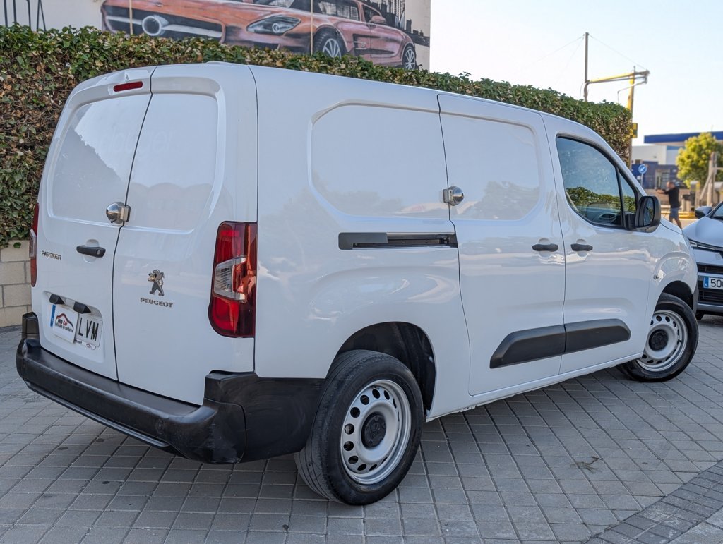 MIDCar coches ocasión Madrid Peugeot Partner L2 1.5BlueHdi Premium Long IVA y Garantía Inc Nacional