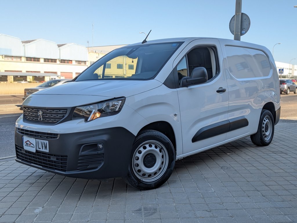 MIDCar coches ocasión Madrid Peugeot Partner L2 1.5BlueHdi Premium Long IVA y Garantía Inc Nacional
