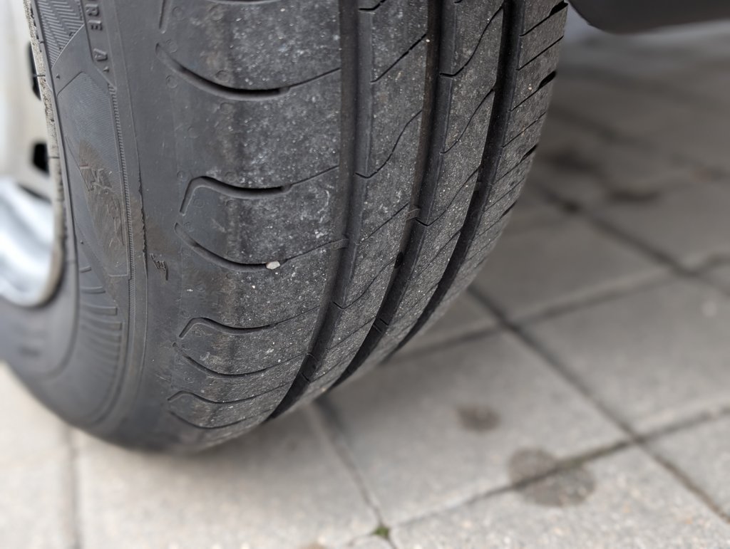 MIDCar coches ocasión Madrid Peugeot Partner Premium 1.6 BlueHDi Pantalla Freno eléctrico Etiqueta C IVA y Garantía Inc