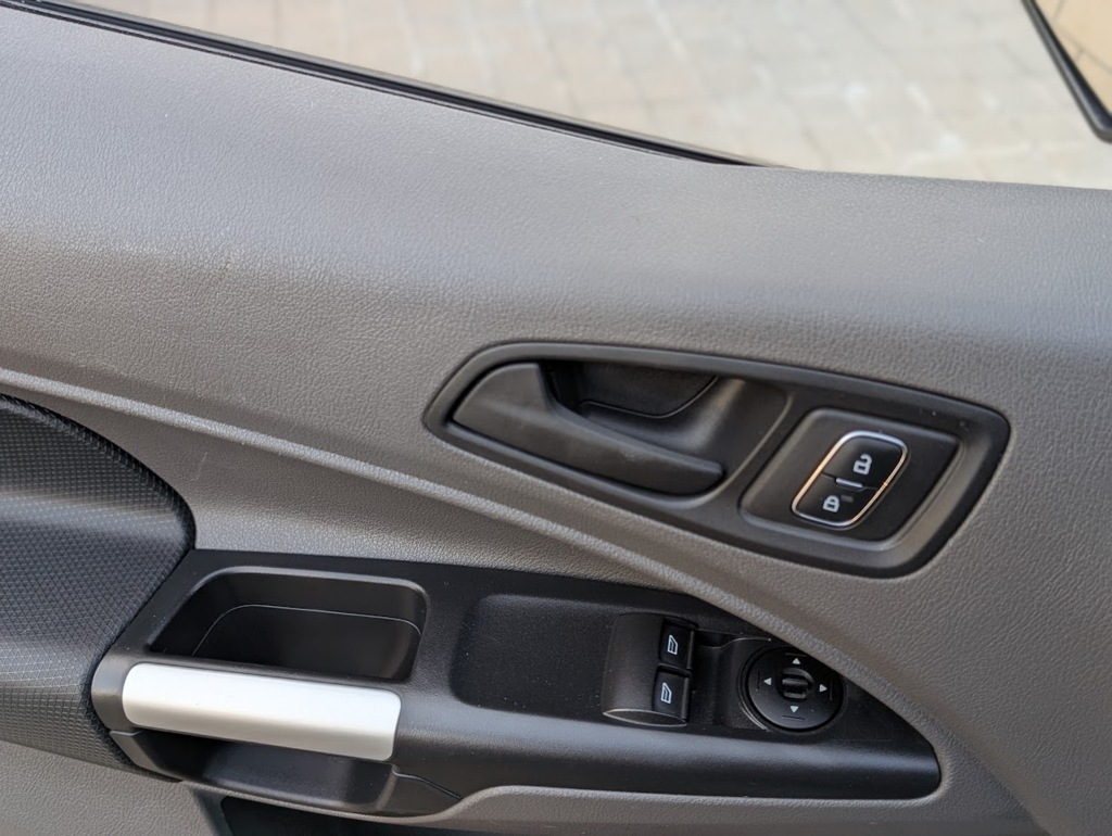 MID Car coches ocasión Madrid Ford Transit Connect 1.5EcoBlueTrend 210 L2 4 Puertas 100Cv