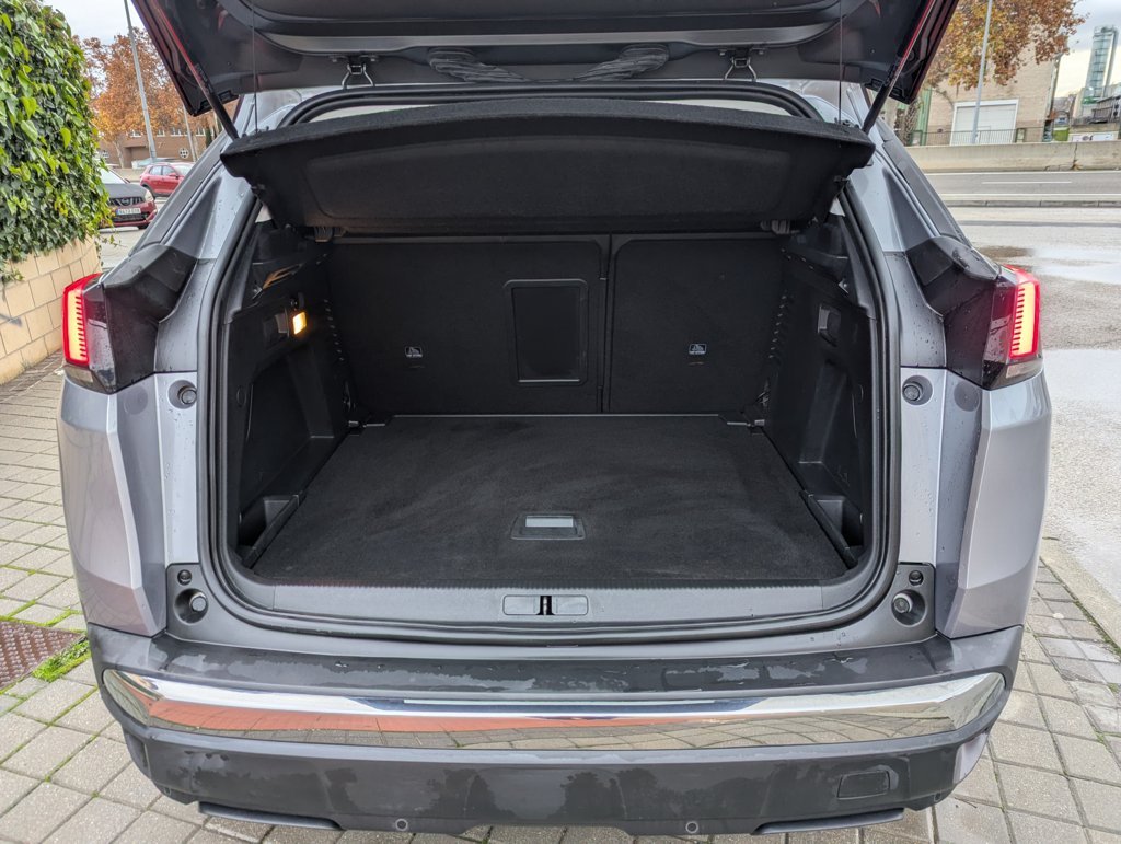 MIDCar coches ocasión Madrid Peugeot 3008 1.5 BlueHDi 130CV S&S Allure