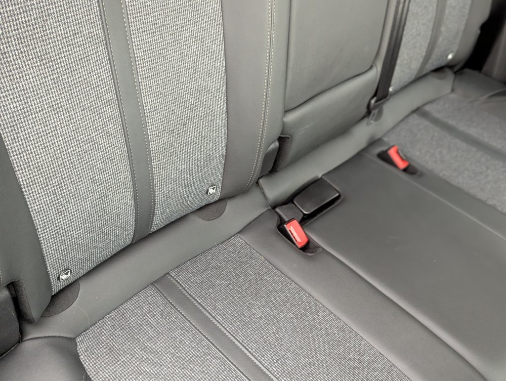 MIDCar coches ocasión Madrid Peugeot 3008 1.5 BlueHDi 130CV S&S Allure