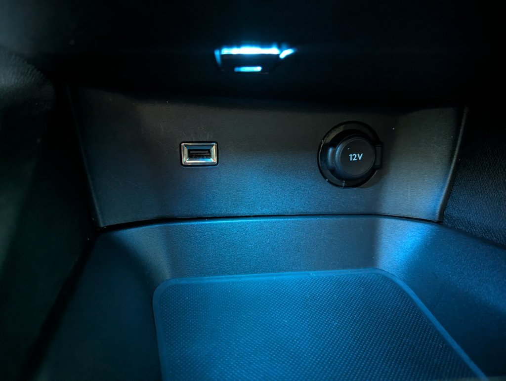 MIDCar coches ocasión Madrid Peugeot 3008 1.5 BlueHDi 130CV S&S Allure