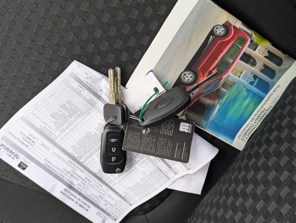 MIDCar coches ocasión Madrid Ford Transit Connect Van 1.5EcoBlue  Trend 240  S&S Trend L2, 6 Velocidades IVA y Garantía Incl Etiqueta C