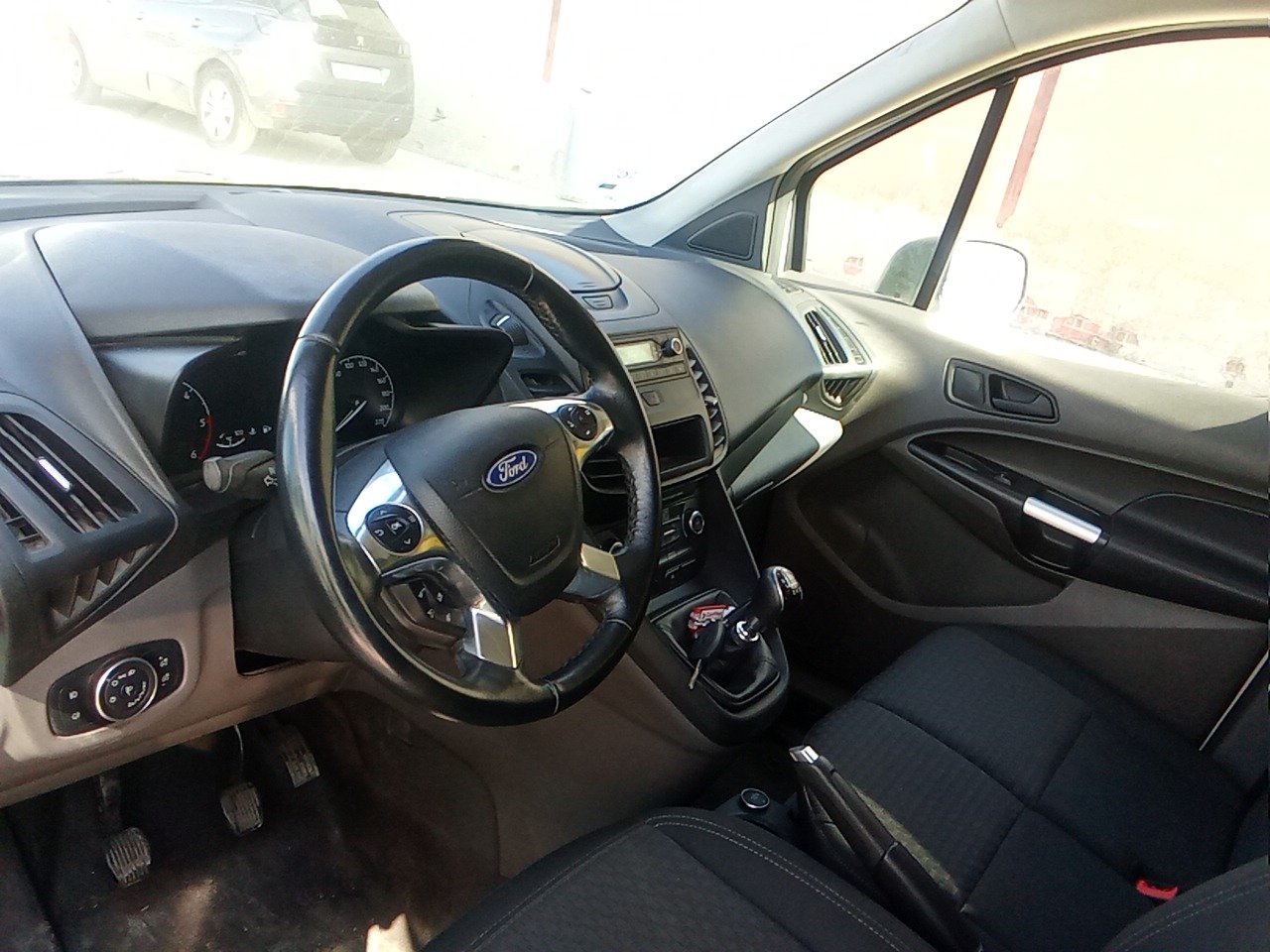 MIDCar coches ocasión Madrid Ford Transit Connect  3 Plazas 1.5EcoBlueTrend 210 L2 4 Puertas 100Cv IVA y Garantía Inc Etiqueta C