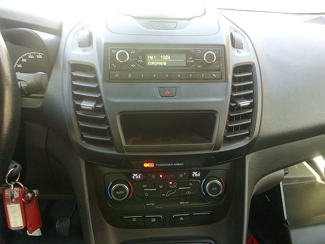 MIDCar coches ocasión Madrid Ford Transit Connect  3 Plazas 1.5EcoBlueTrend 210 L2 4 Puertas 100Cv IVA y Garantía Inc Etiqueta C