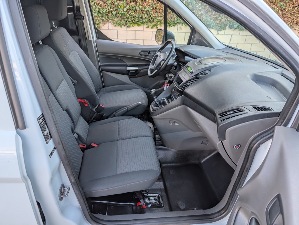 MIDCar coches ocasión Madrid Ford Transit Connect  3 Plazas 1.5EcoBlueTrend 210 L2 4 Puertas 100Cv IVA y Garantía Inc Etiqueta C