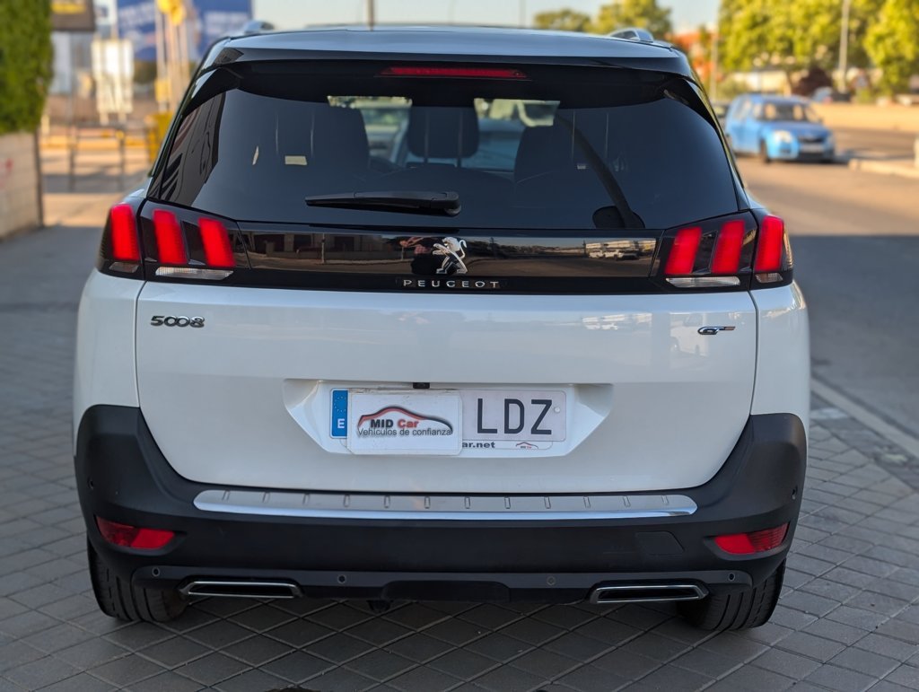 MIDCar coches ocasión Madrid Peugeot 5008 2.0 BlueHDi 180Cv GT Line S&S  EAT8, 7 Plazas, Etiqueta Medioambiental C Bola Remolque IVA y Garantía Incl