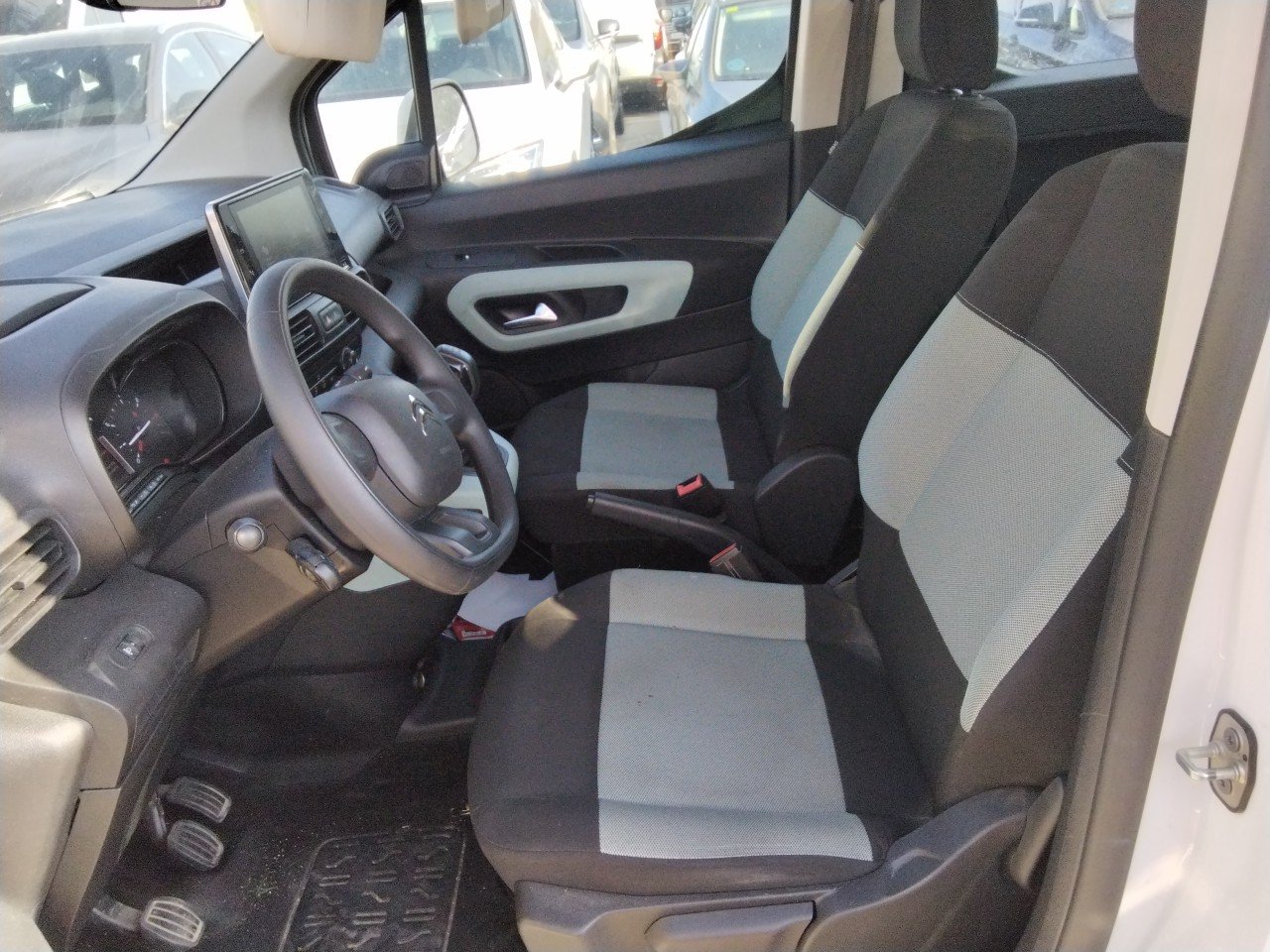 MIDCar coches ocasión Madrid Citroen Berlingo Talla M 1.5 BlueHDi 100 S&S FEEL monovolumen compacto IVA y Garantía Incl