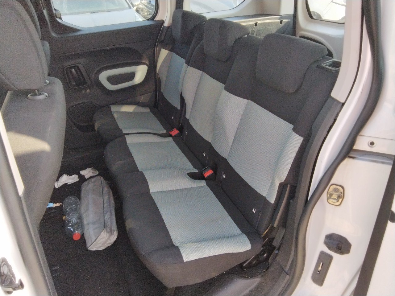 MIDCar coches ocasión Madrid Citroen Berlingo Talla M 1.5 BlueHDi 100 S&S FEEL monovolumen compacto IVA y Garantía Incl