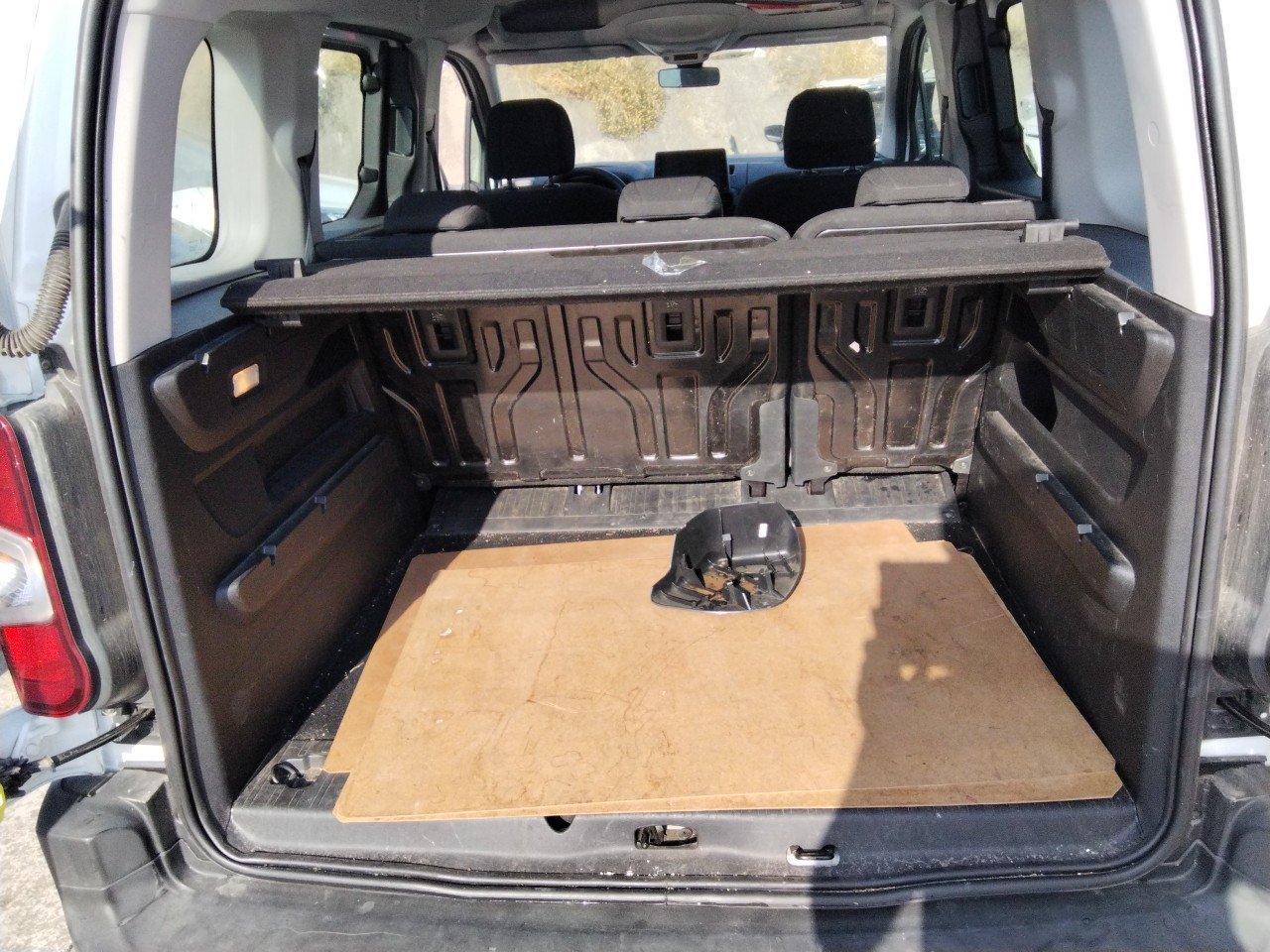 MIDCar coches ocasión Madrid Citroen Berlingo Talla M 1.5 BlueHDi 100 S&S FEEL monovolumen compacto IVA y Garantía Incl