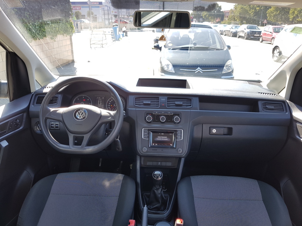MIDCar coches ocasión Madrid Volkswagen Caddy Kombi 2.0 TDI SCR BM 102CV 4 Puertas 5 Plazas