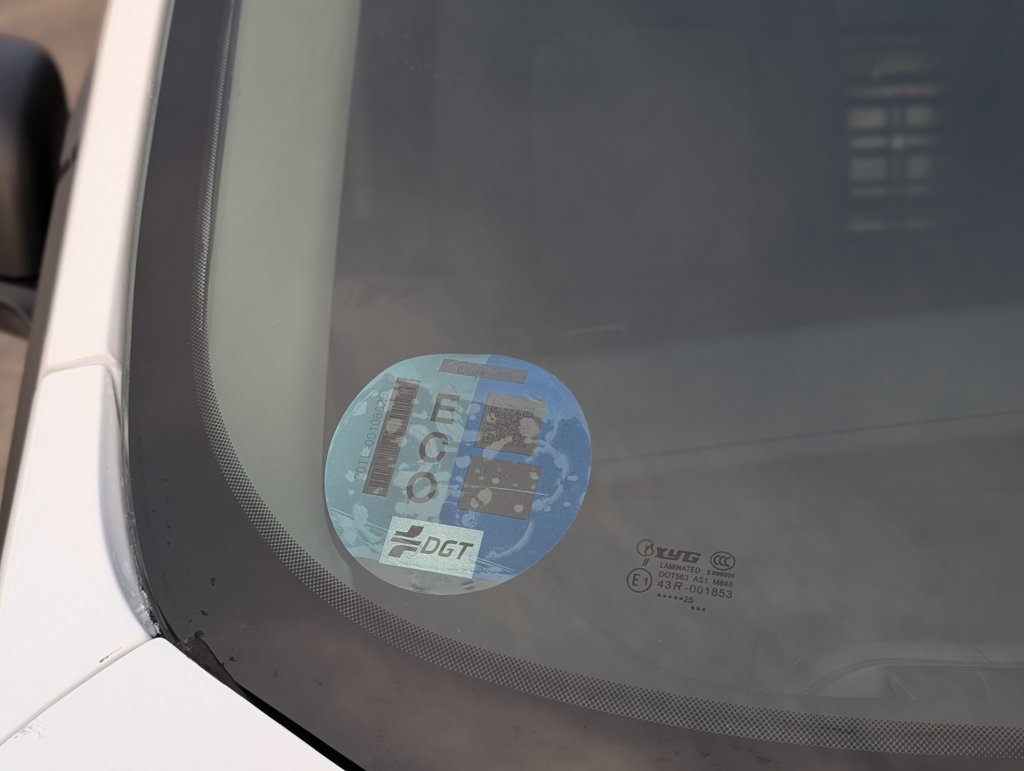 MIDCar coches ocasión Madrid Ford Transit Connect  1.5Tdci Trend 210 L2 4 Puertas Híbrido Diesel y  GLP Etiqueta Medioambiental ECO IVA y Garantía Inc