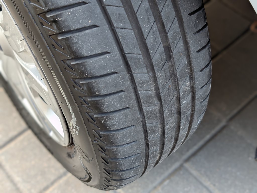 MIDCar coches ocasión Madrid Ford Transit Connect  1.5Tdci Trend 210 L2 4 Puertas Híbrido Diesel y  GLP Etiqueta Medioambiental ECO IVA y Garantía Inc