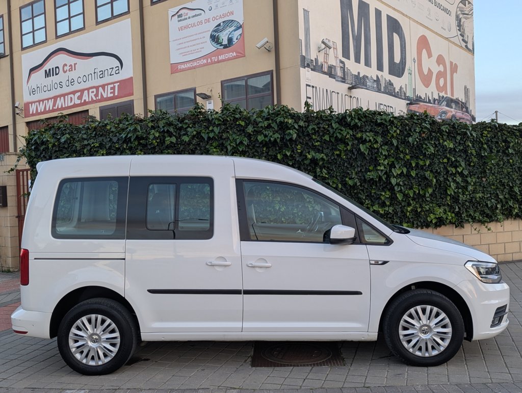 MIDCar coches ocasión Madrid Volkswagen Caddy Profesional Kombi 1.4 TGI/ GNC  BM 4 Puertas 110Cv Etiqueta ECO IVA Incl