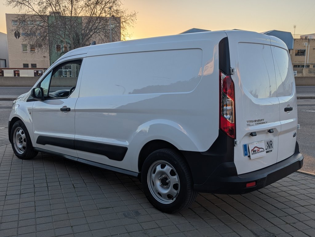 MIDCar coches ocasión Madrid Ford Transit Connect  1.5EcoBlueTrend 210 L2 4 Puertas 100Cv Nacional IVA y Garantía Incl Etiqueta C