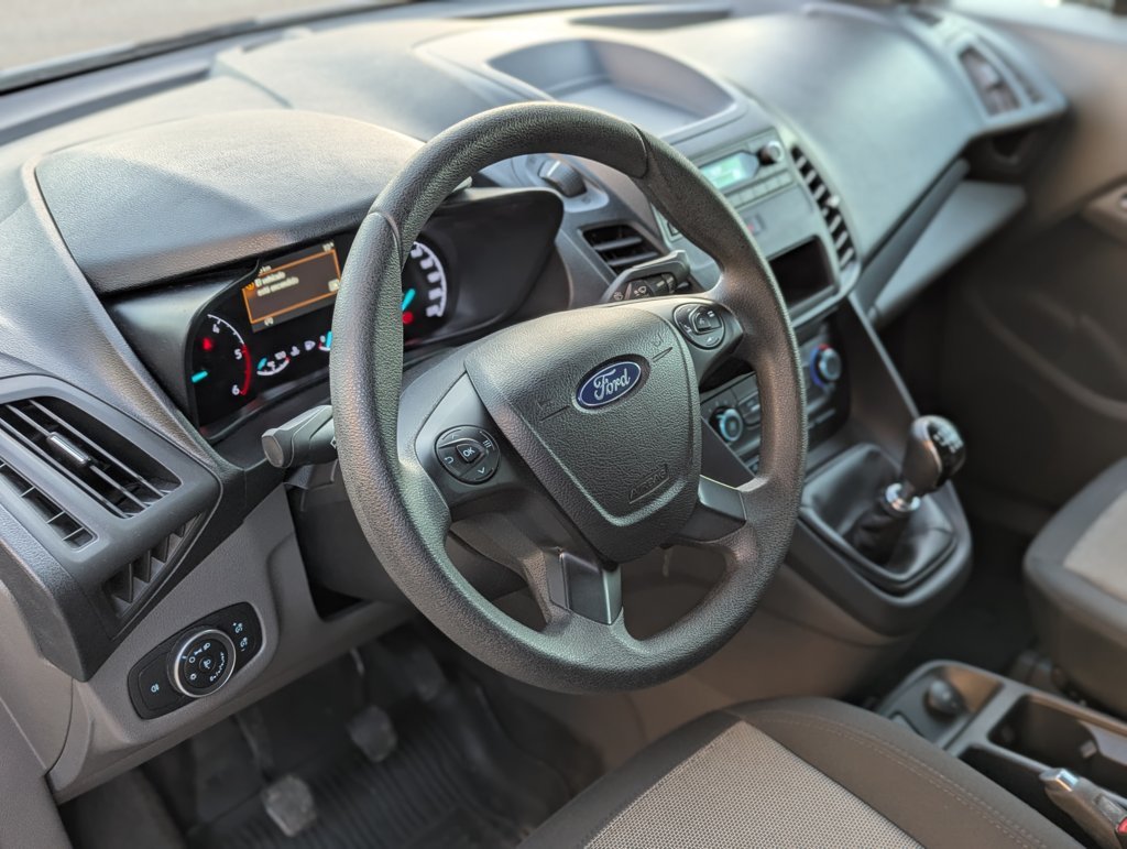 MIDCar coches ocasión Madrid Ford Transit Connect  1.5EcoBlueTrend 210 L2 4 Puertas 100Cv Nacional IVA y Garantía Incl Etiqueta C