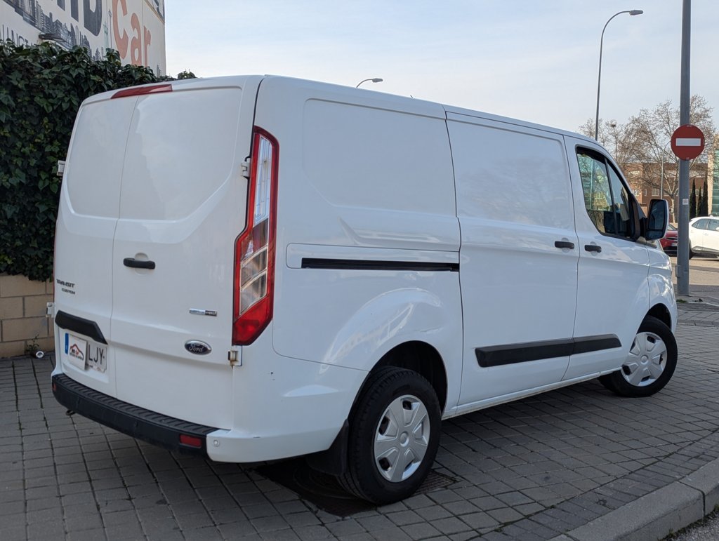 MIDCar coches ocasión Madrid Ford Transit Custom Van 2.0 TDCI 130Cv 280 L1 MHEV Etiqueta ECO IVA y Garantía Incl
