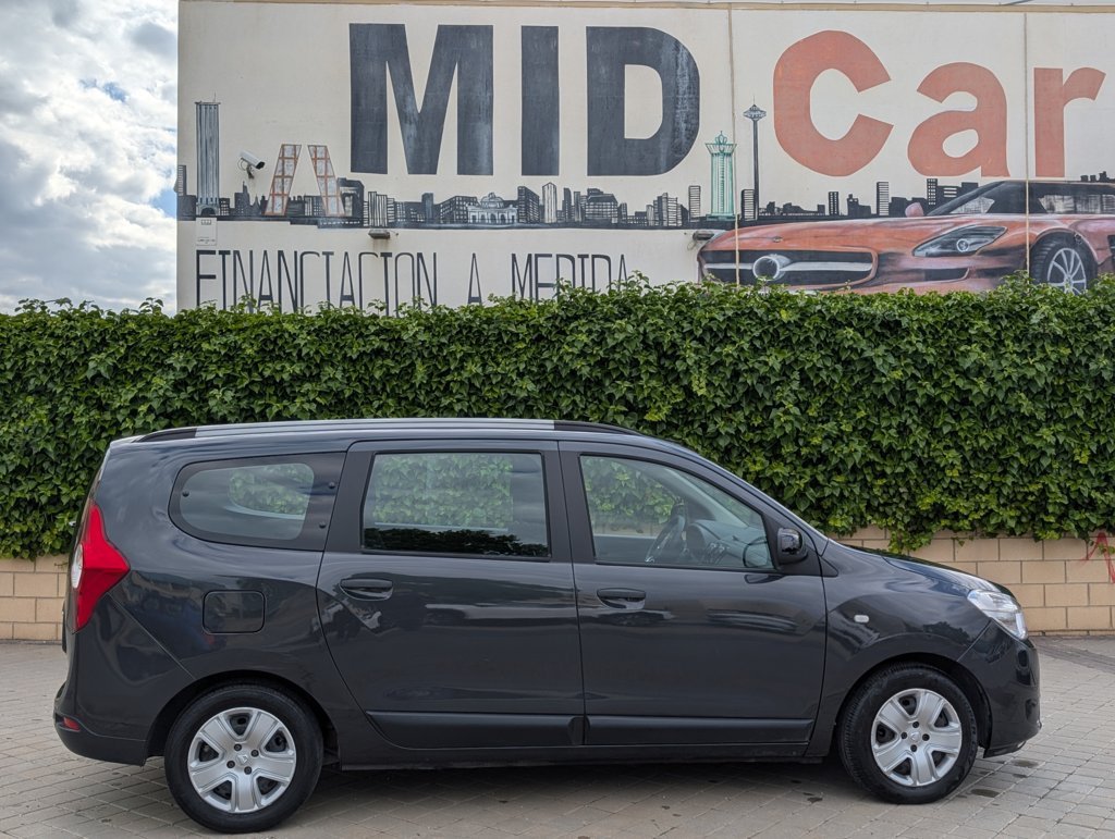 MIDCar coches ocasión Madrid Dacia Lodgy 1.6 SCe Gasolina y GLP ComfortCombi 7 Plazas