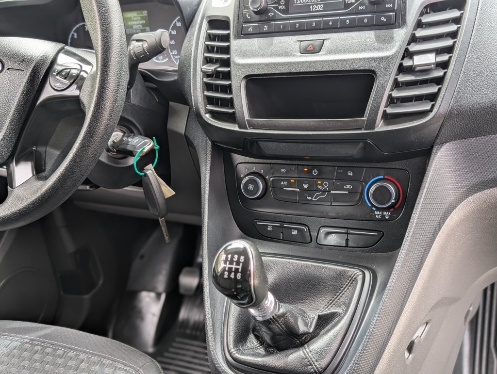 MIDCar coches ocasión Madrid Ford Transit Connect  1.5EcoBlueTrend 210 L2 4 Puertas 120Cv IVA y Garantía Inc Etiqueta C