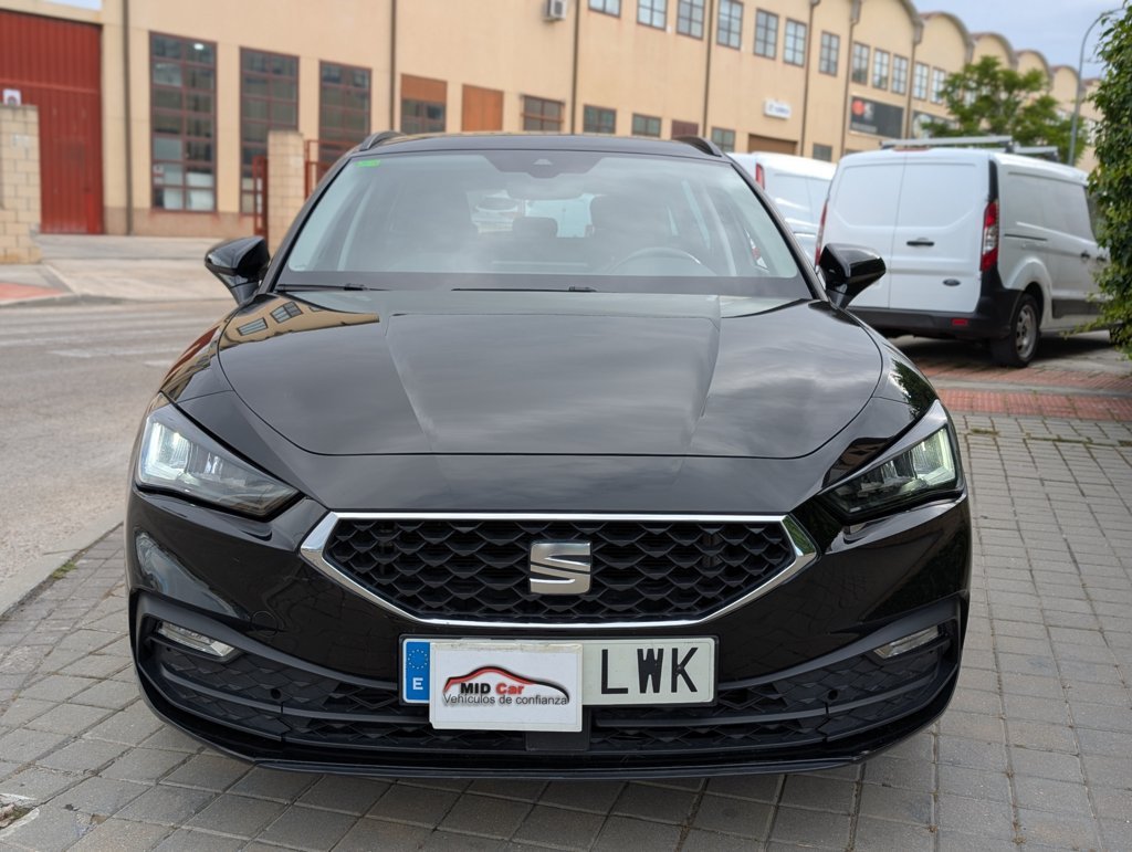 MIDCar coches ocasión Madrid Seat Nuevo Leon SP 2.0Tdi 150Cv DSG Style Go IVA y Garantía Inc nacional