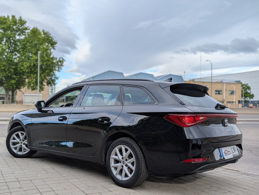 MIDCar coches ocasión Madrid Seat Nuevo Leon SP 2.0Tdi 150Cv DSG Style Go IVA y Garantía Inc nacional