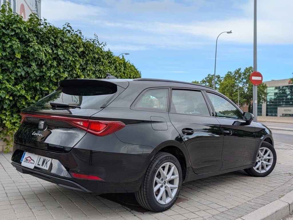 MIDCar coches ocasión Madrid Seat Nuevo Leon SP 2.0Tdi 150Cv DSG Style Go IVA y Garantía Inc nacional
