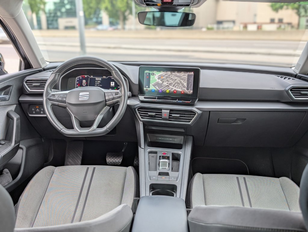 MIDCar coches ocasión Madrid Seat Nuevo Leon SP 2.0Tdi 150Cv DSG Style Go IVA y Garantía Inc nacional