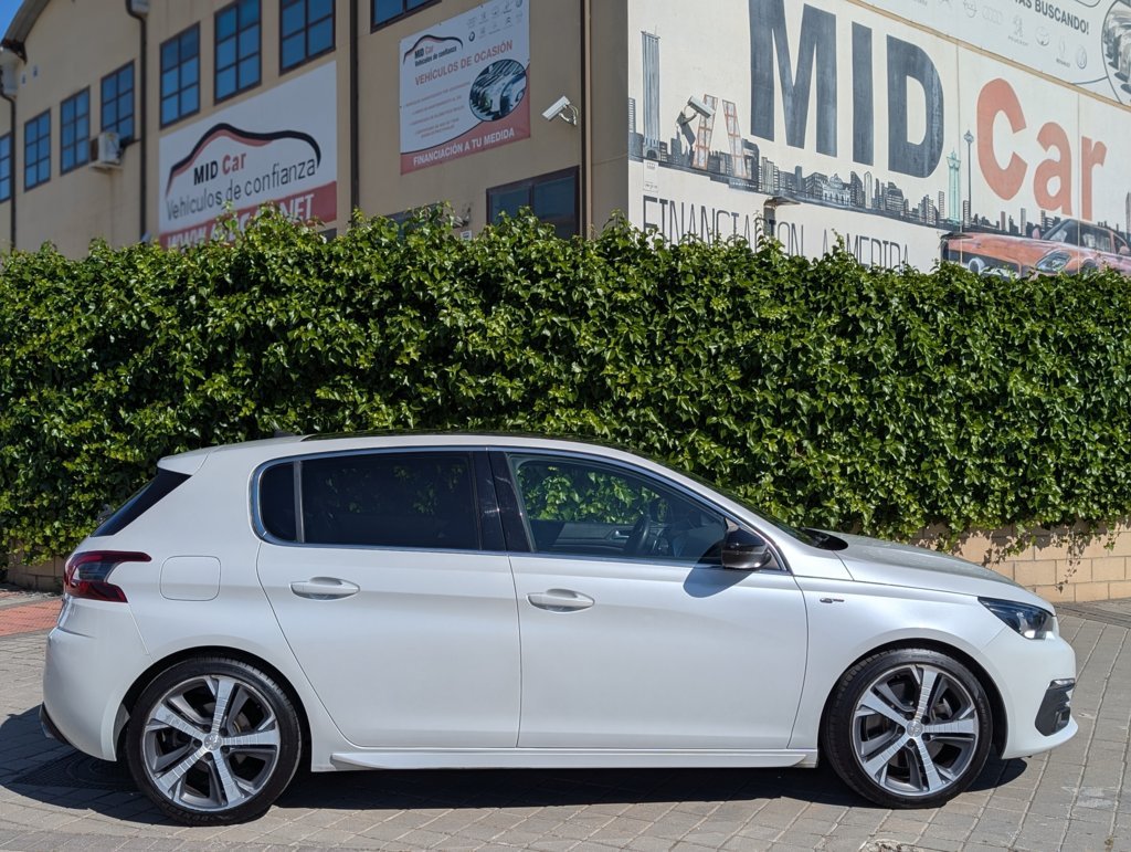 MIDCar coches ocasión Madrid Peugeot 308 GT-Line 2.0BlueHDi Auto S&S EAT8 180Cv IVA y Garantía Inc Nacional