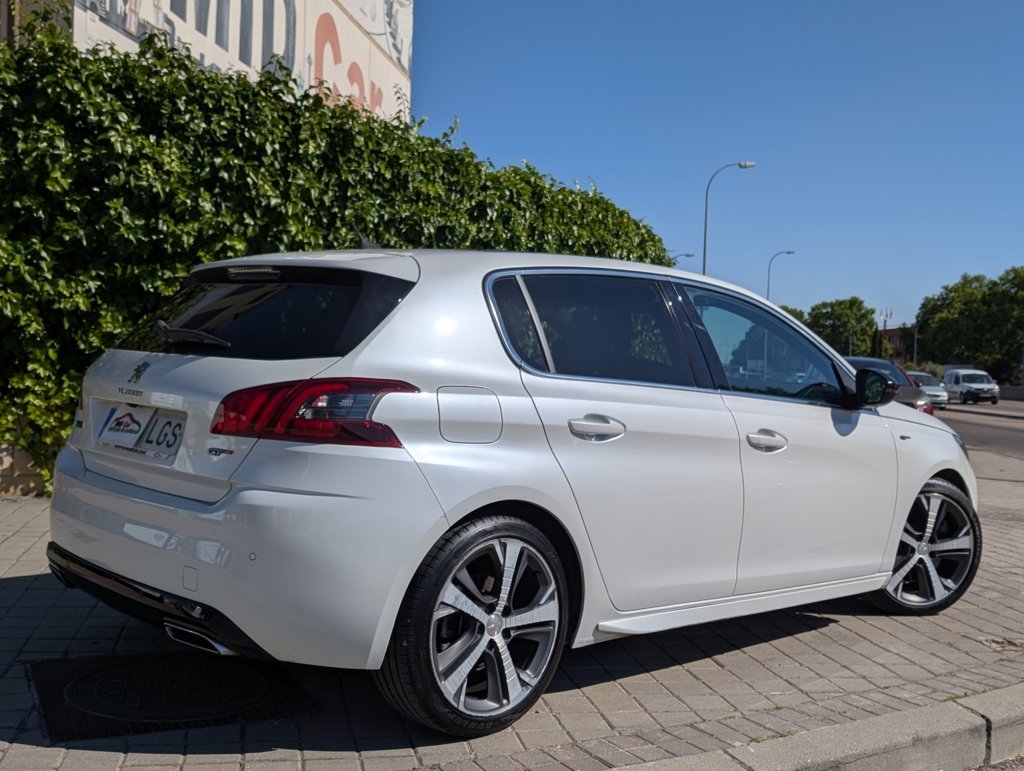 MIDCar coches ocasión Madrid Peugeot 308 GT-Line 2.0BlueHDi Auto S&S EAT8 180Cv IVA y Garantía Inc Nacional
