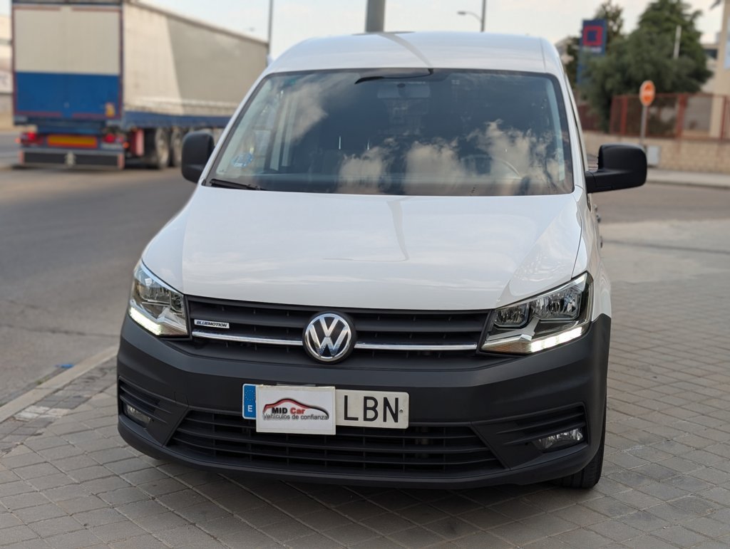 MIDCar coches ocasión Madrid Volkswagen Caddy Profesional Kombi 1.4 TGI/ GNC  BM 4 Puertas 110Cv Etiqueta ECO IVA Incl