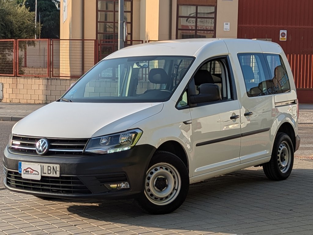MIDCar coches ocasión Madrid Volkswagen Caddy Profesional Kombi 1.4 TGI/ GNC  BM 4 Puertas 110Cv Etiqueta ECO IVA Incl