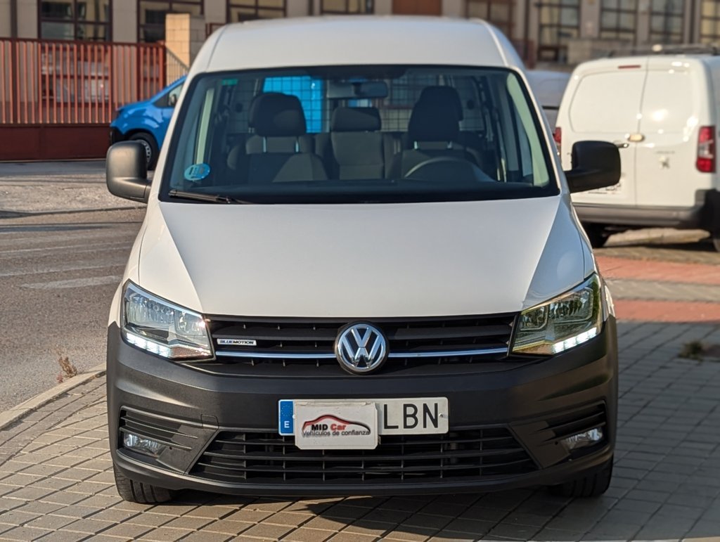 MIDCar coches ocasión Madrid Volkswagen Caddy Profesional Kombi 1.4 TGI/ GNC  BM 4 Puertas 110Cv Etiqueta ECO IVA Incl
