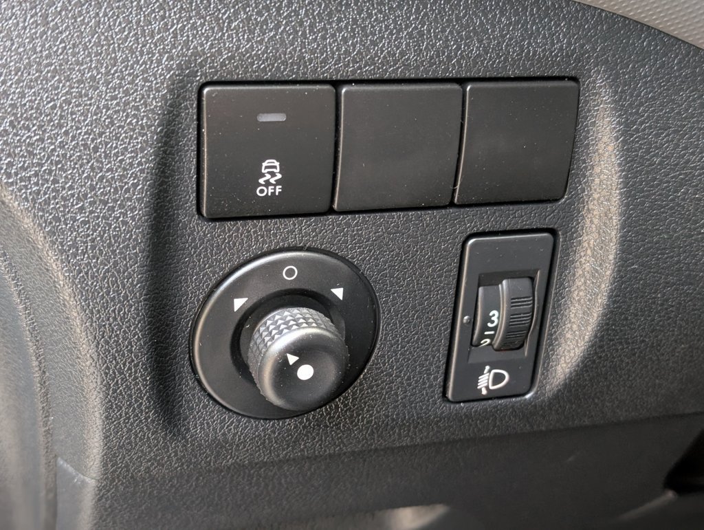 MIDCar coches ocasión Madrid Peugeot Partner 1.6BlueHdi L2 100Cv del 07/2019 3 Plazas, Etiqueta Medioambiental C