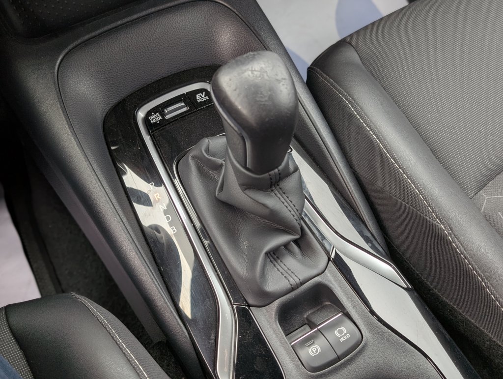 MIDCar coches ocasión Madrid Toyota Corolla 1.8 125H Hybrid Business TECH E-CVT Etiqueta ECO Nacional Pocos Km