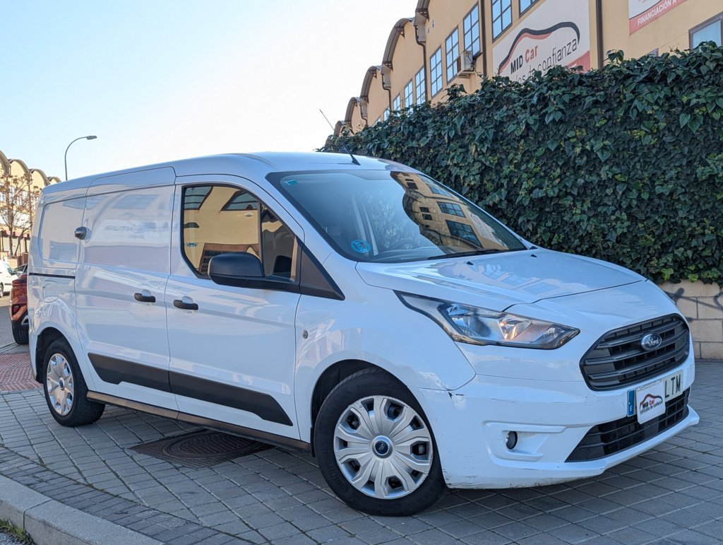 MIDCar coches ocasión Madrid Ford Transit Connect Van Con Instalacion Frio 1.5EcoBlue Etiqueta C IVA y Garantía Incl Trend 210  S&S Trend L2 3Plazas 6 Velocidades