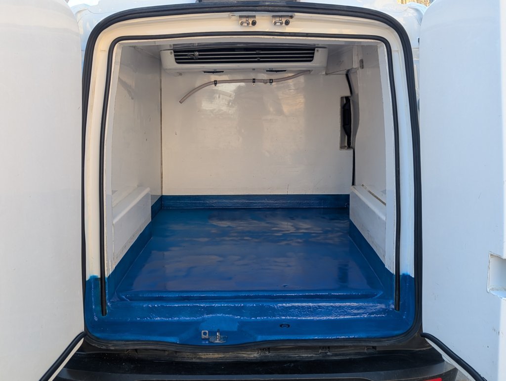 MIDCar coches ocasión Madrid Ford Transit Connect Van Con Instalacion Frio 1.5EcoBlue Etiqueta C IVA y Garantía Incl Trend 210  S&S Trend L2 3Plazas 6 Velocidades