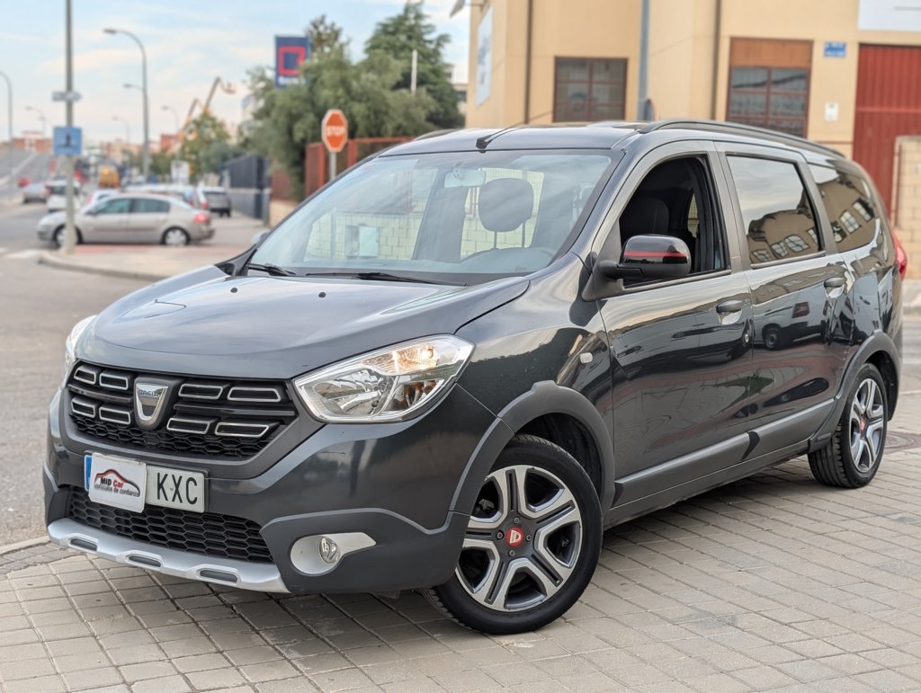 MIDCar coches ocasión Madrid Dacia Lodgy 1.6 SCe Gasolina / LPG Stepway  Combi 7 Plazas, 110Cv, Híbrido