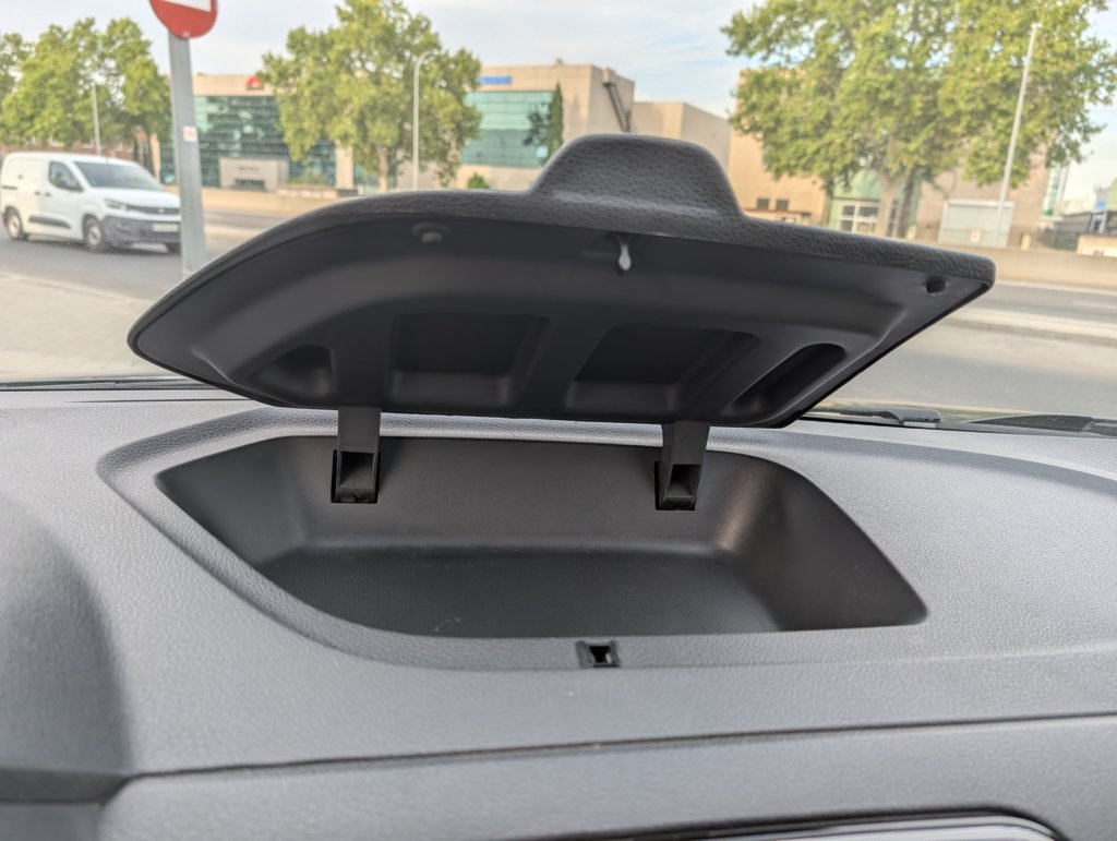 MIDCar coches ocasión Madrid Dacia Lodgy 1.6 SCe Gasolina / LPG Stepway  Combi 7 Plazas, 110Cv, Híbrido Etiqueta ECO