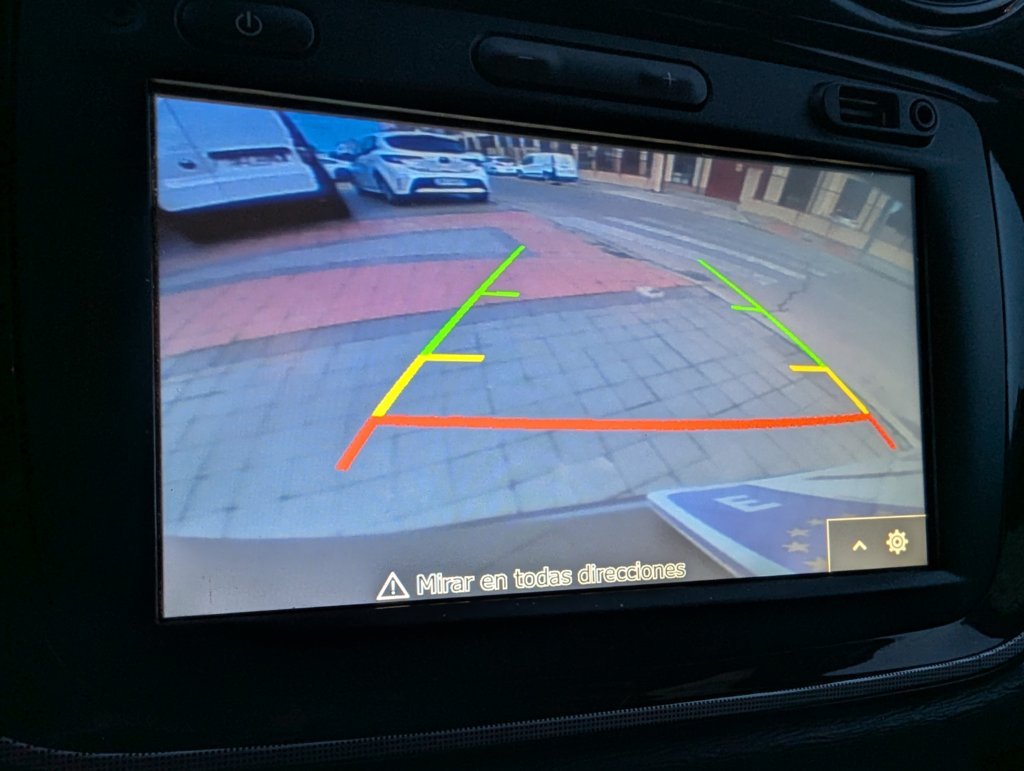 MIDCar coches ocasión Madrid Dacia Lodgy 1.6 SCe Gasolina / LPG Stepway  Combi 7 Plazas, 110Cv, Híbrido Etiqueta ECO